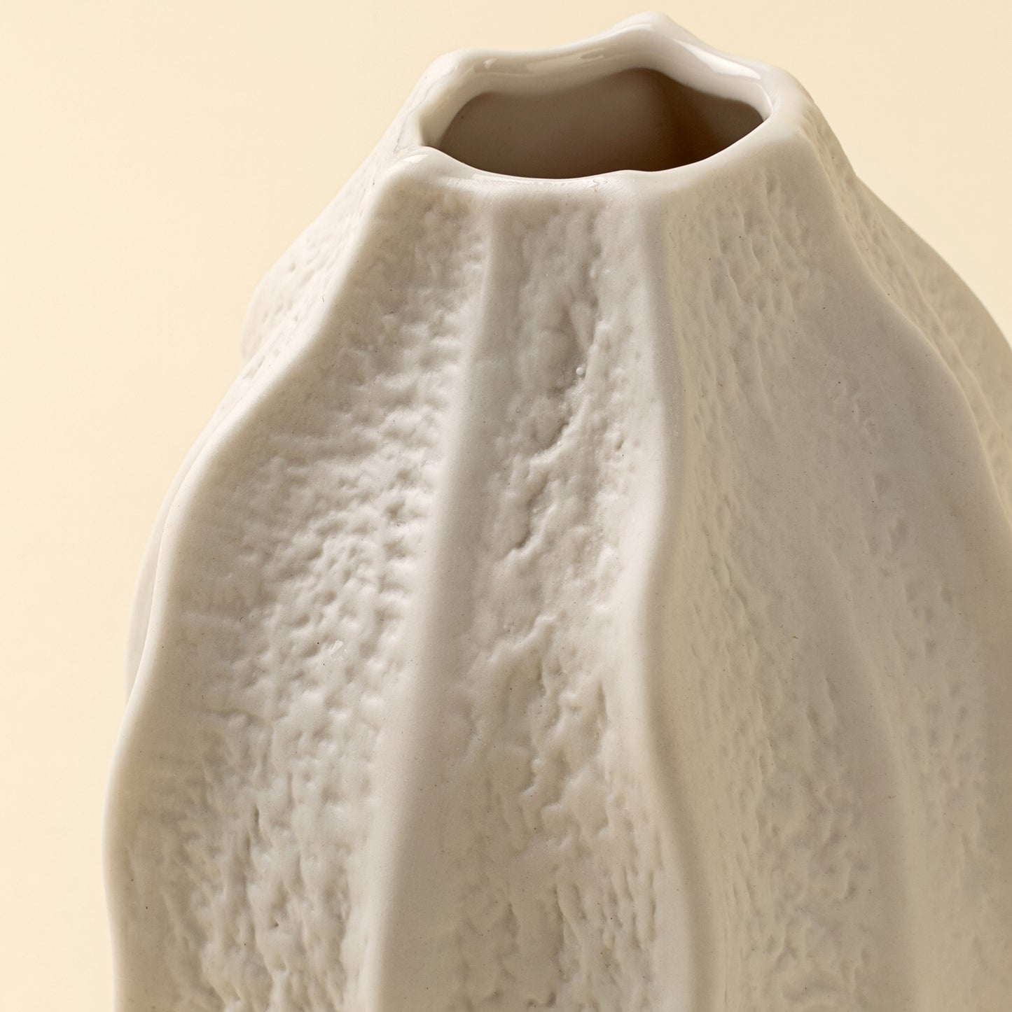 Coraline Vase
