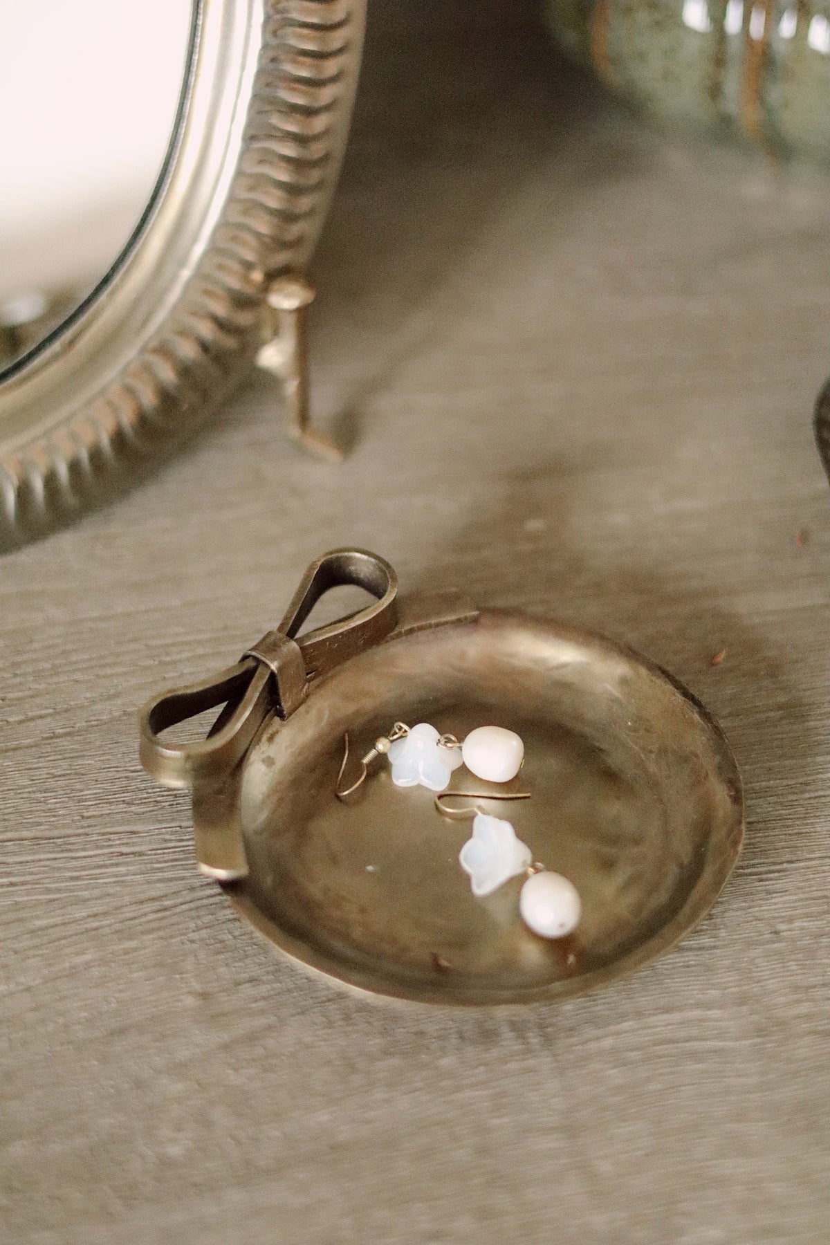Iron Bow Dish