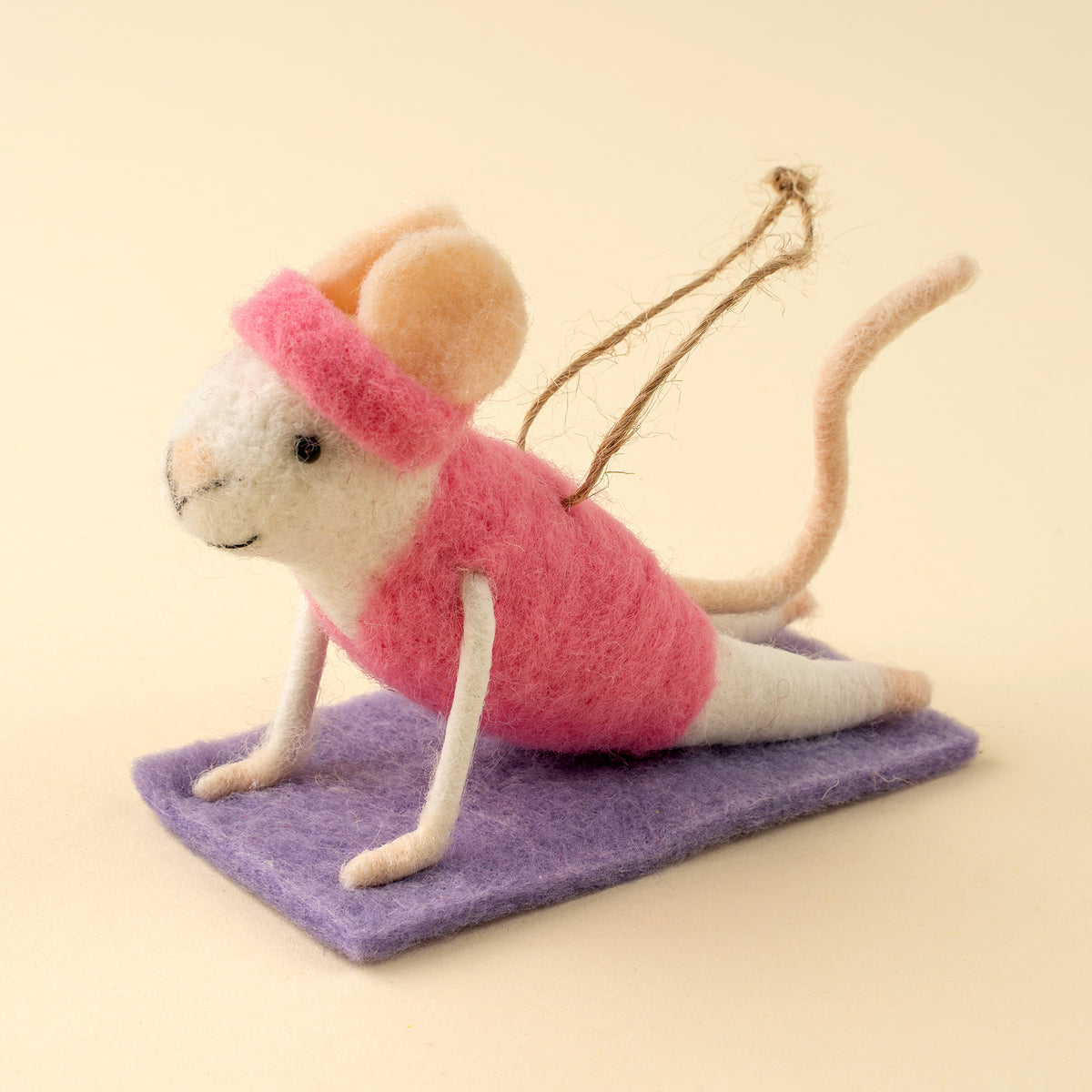 Yoga Yolanda Mouse