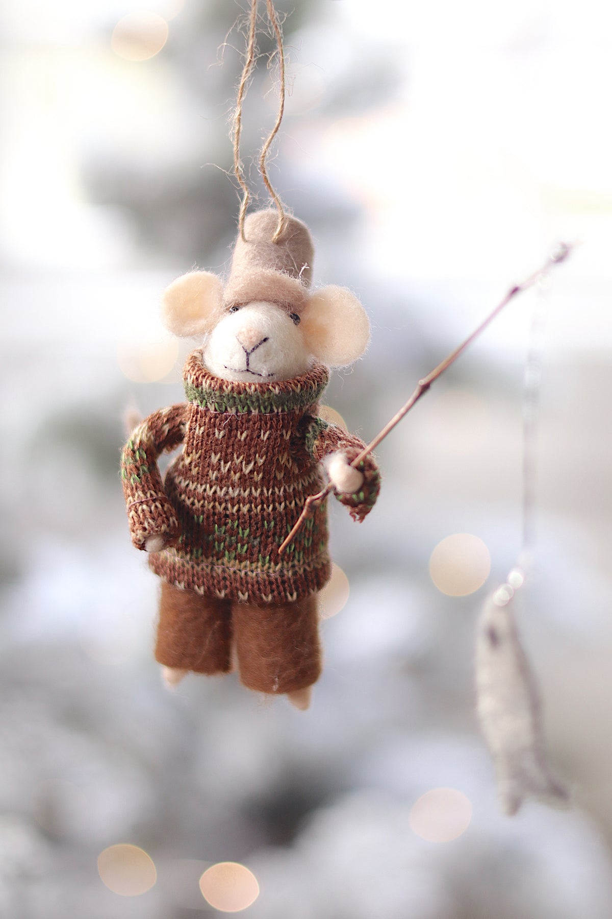Fisherman Frank Mouse