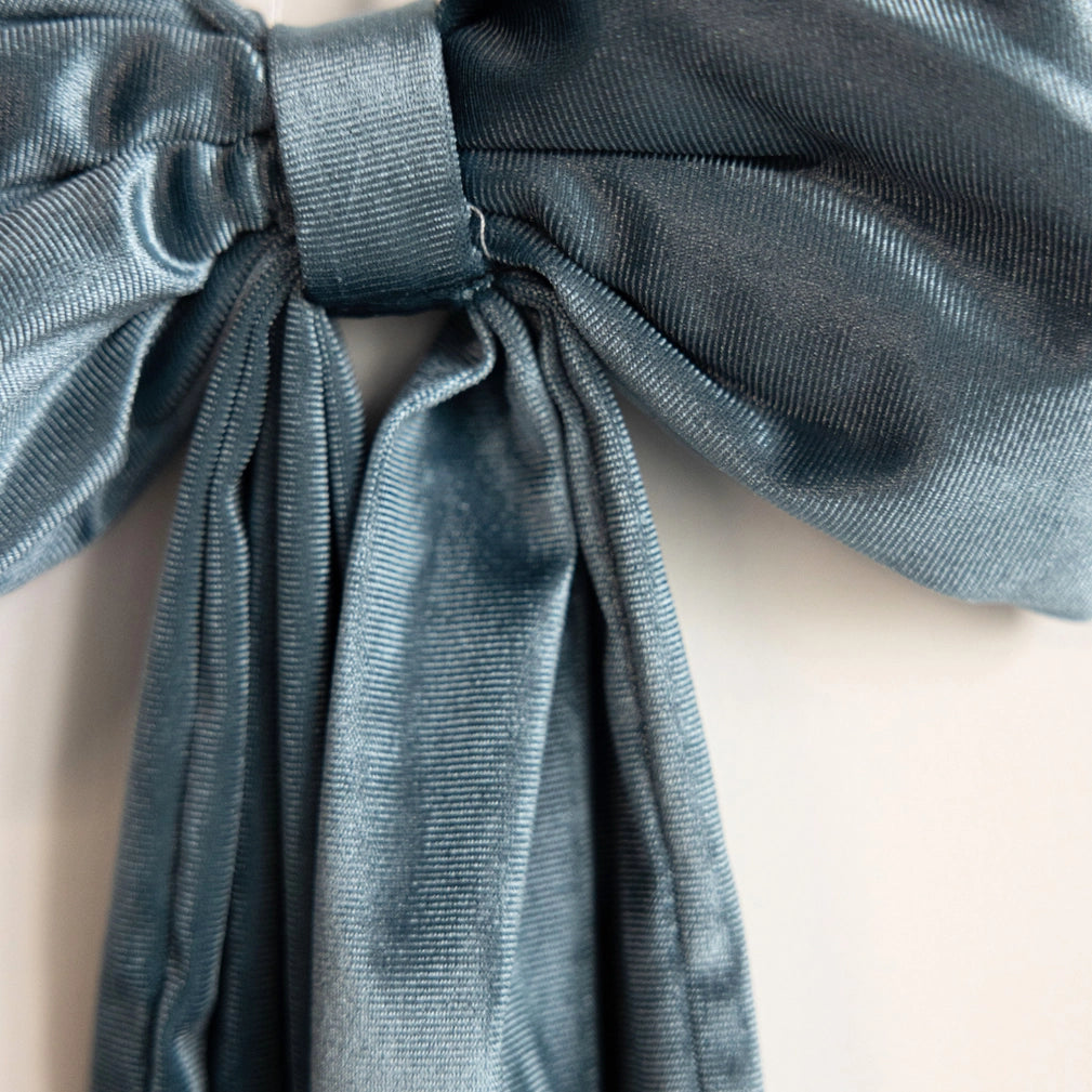 Velvet Bow