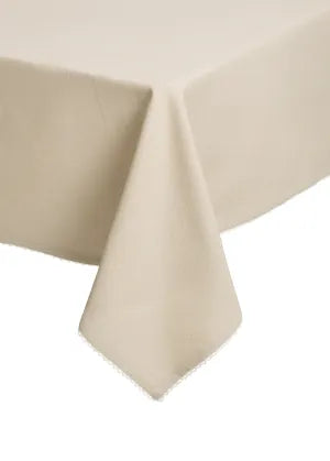 Tablecloth w/lace detail
