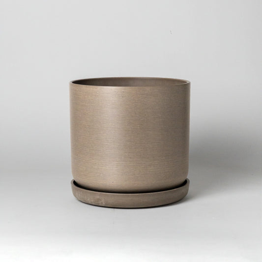 Beachwood Planter w/Saucer - 9"