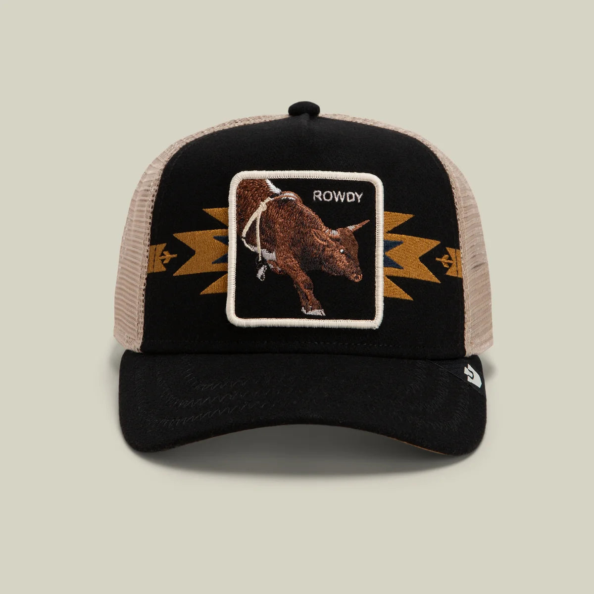 Canyon Rowdy Trucker