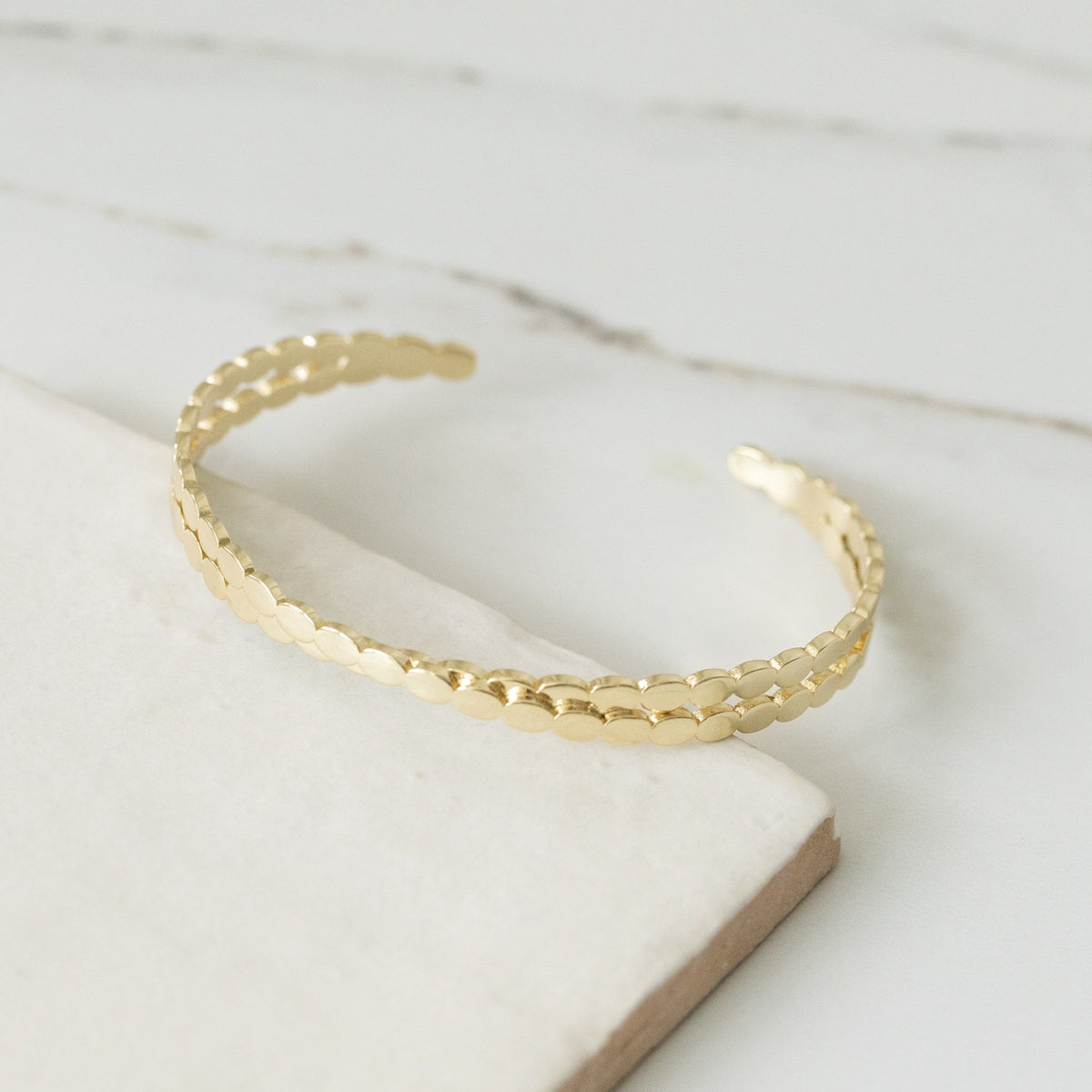BellaCurio Cuff