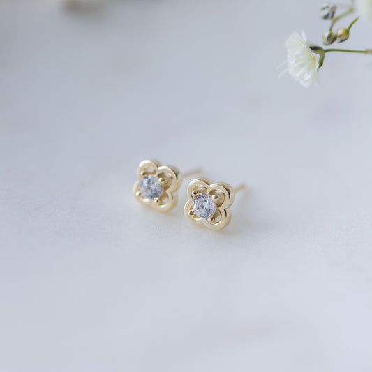 Elodie Studs