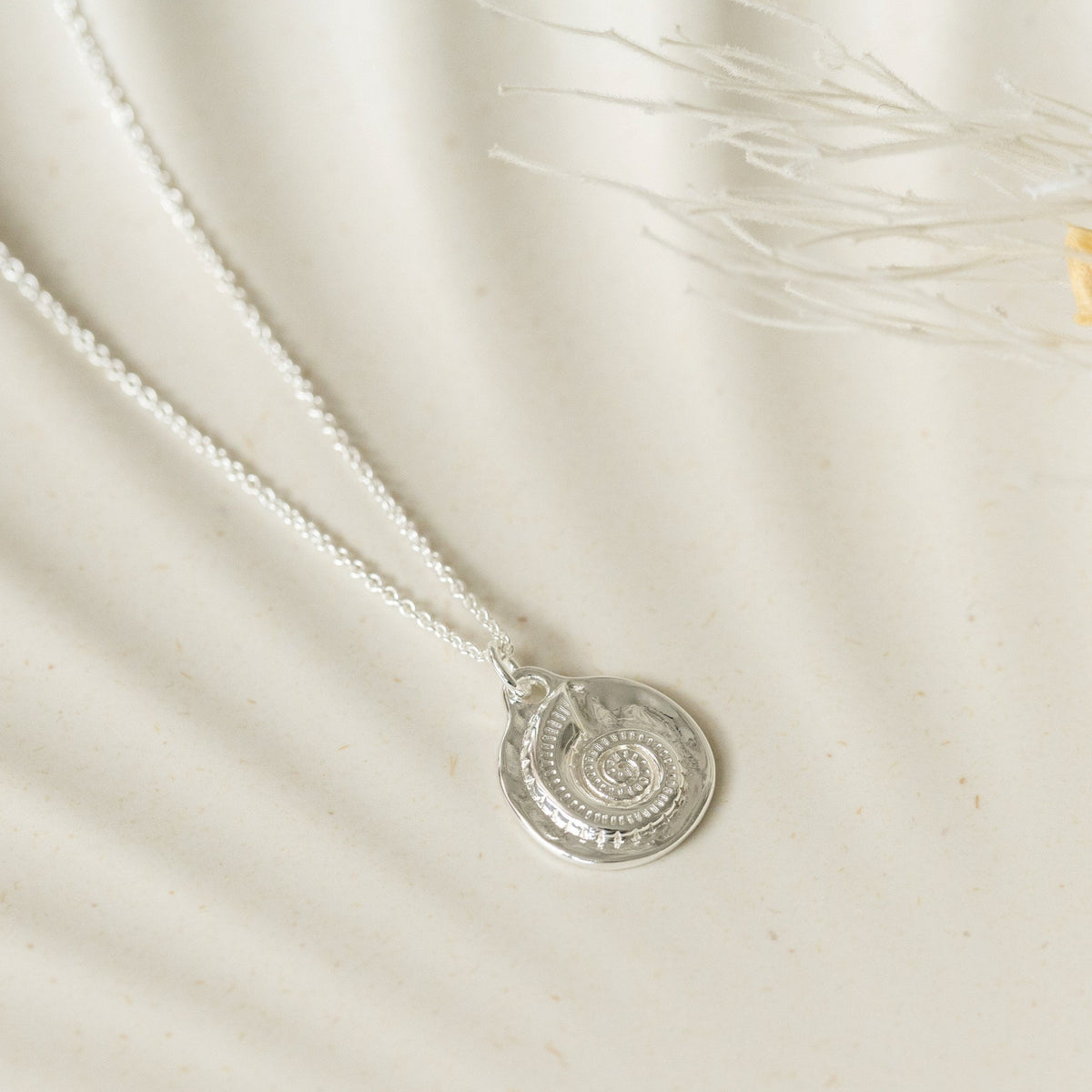 Fossil Tide Necklace