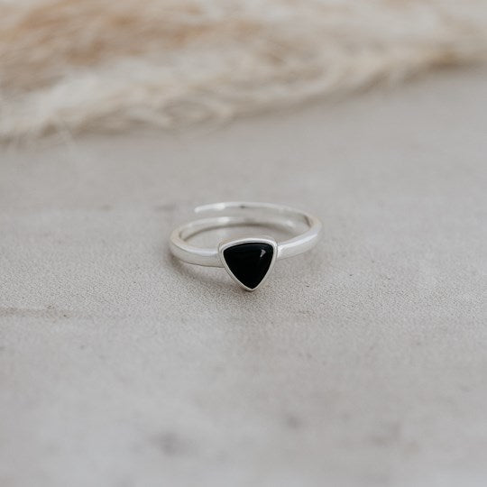 Mae Ring