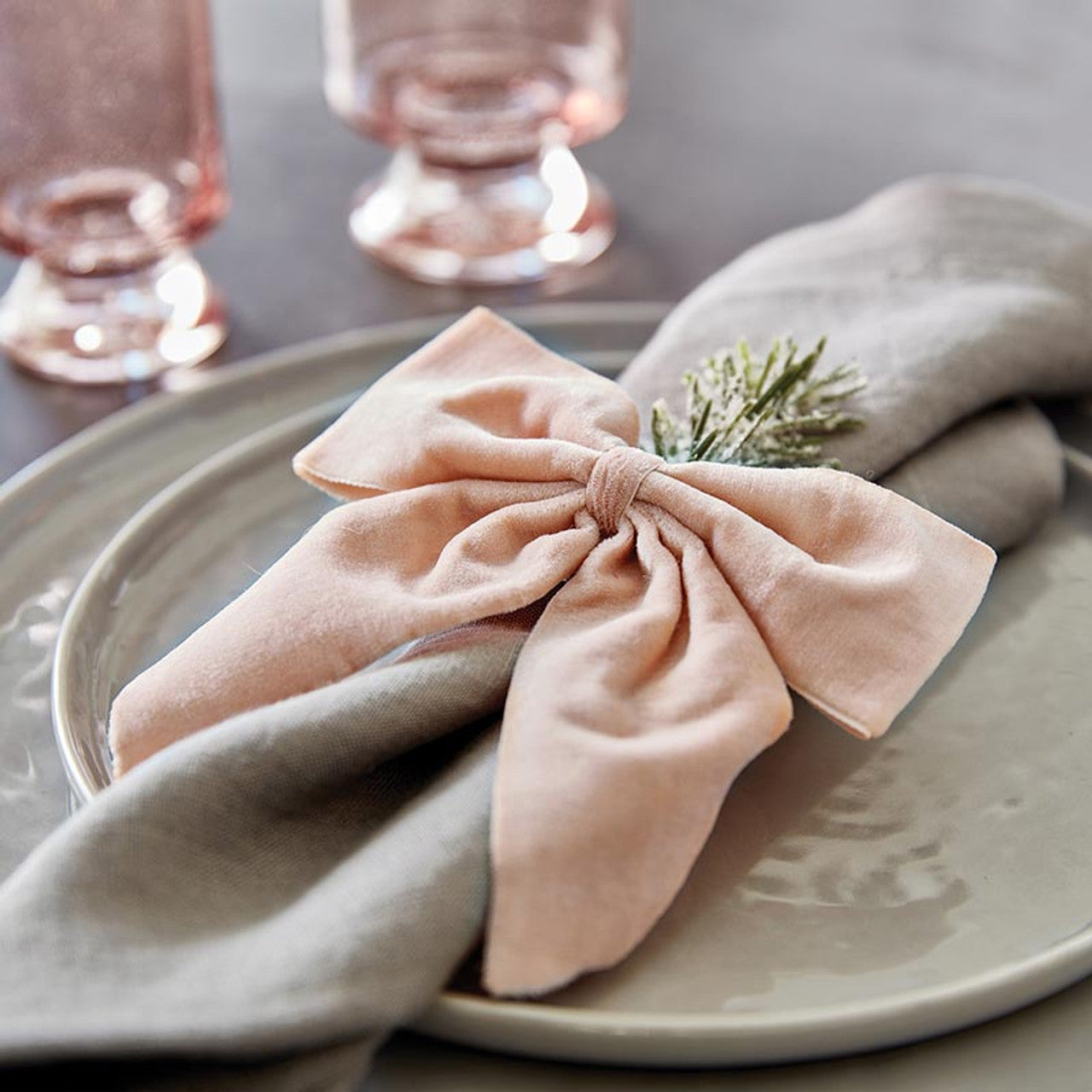 Pink Velvet Bow Napkin Rings