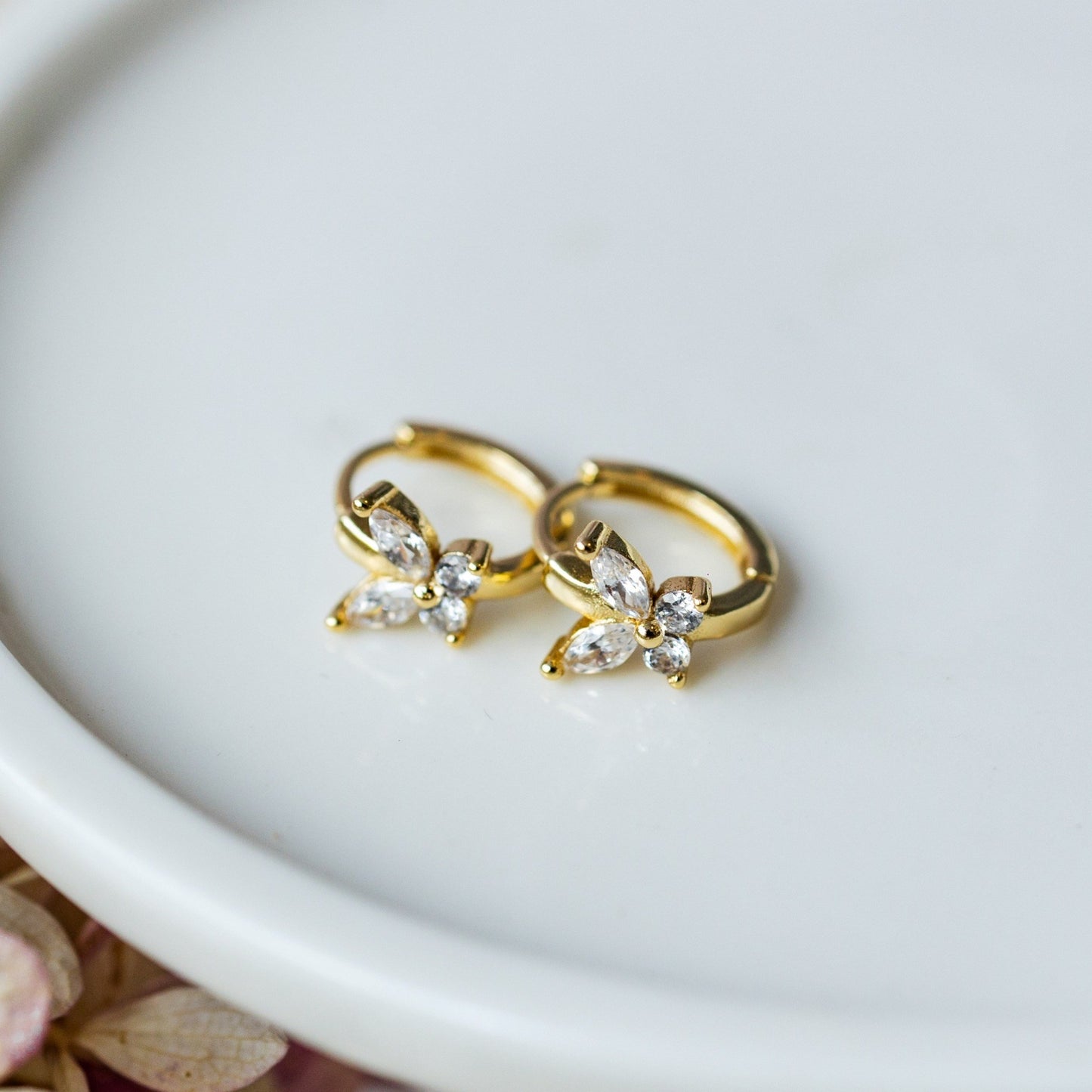 Papillon Hoops