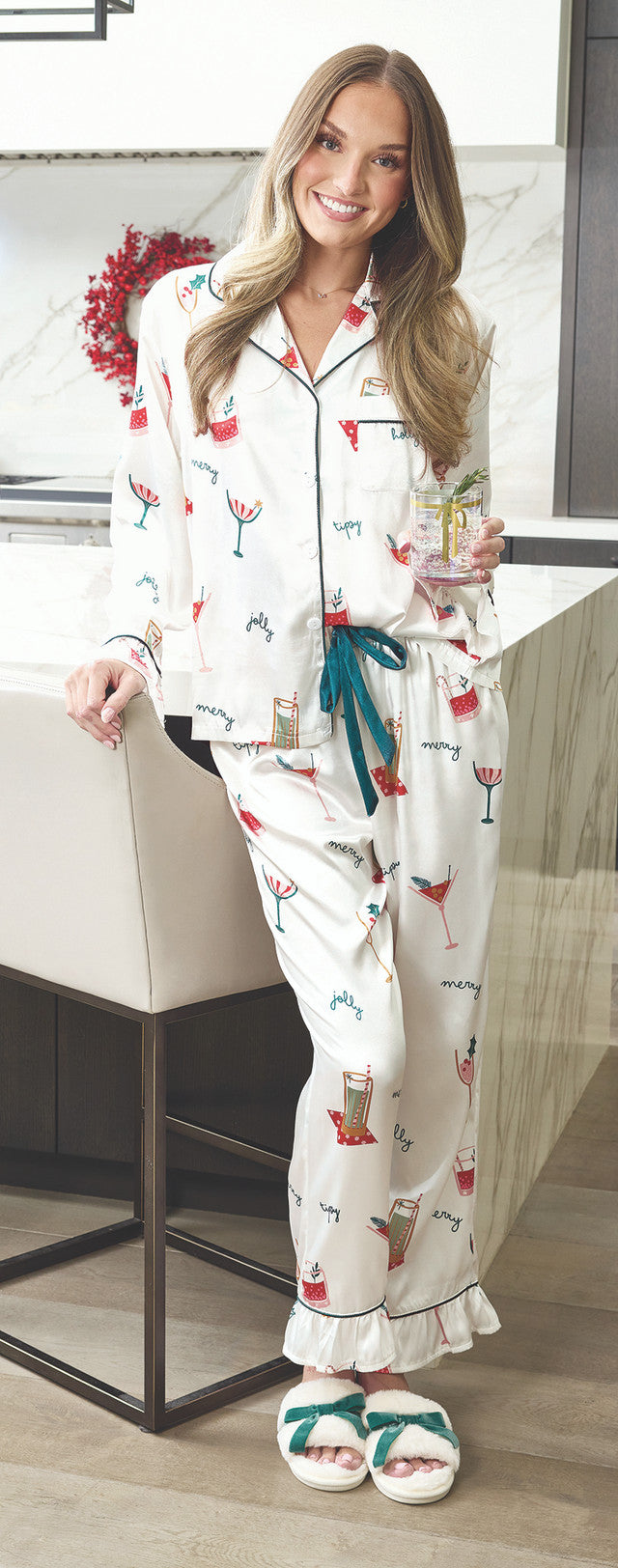 Ruffle Holiday Sleep Set