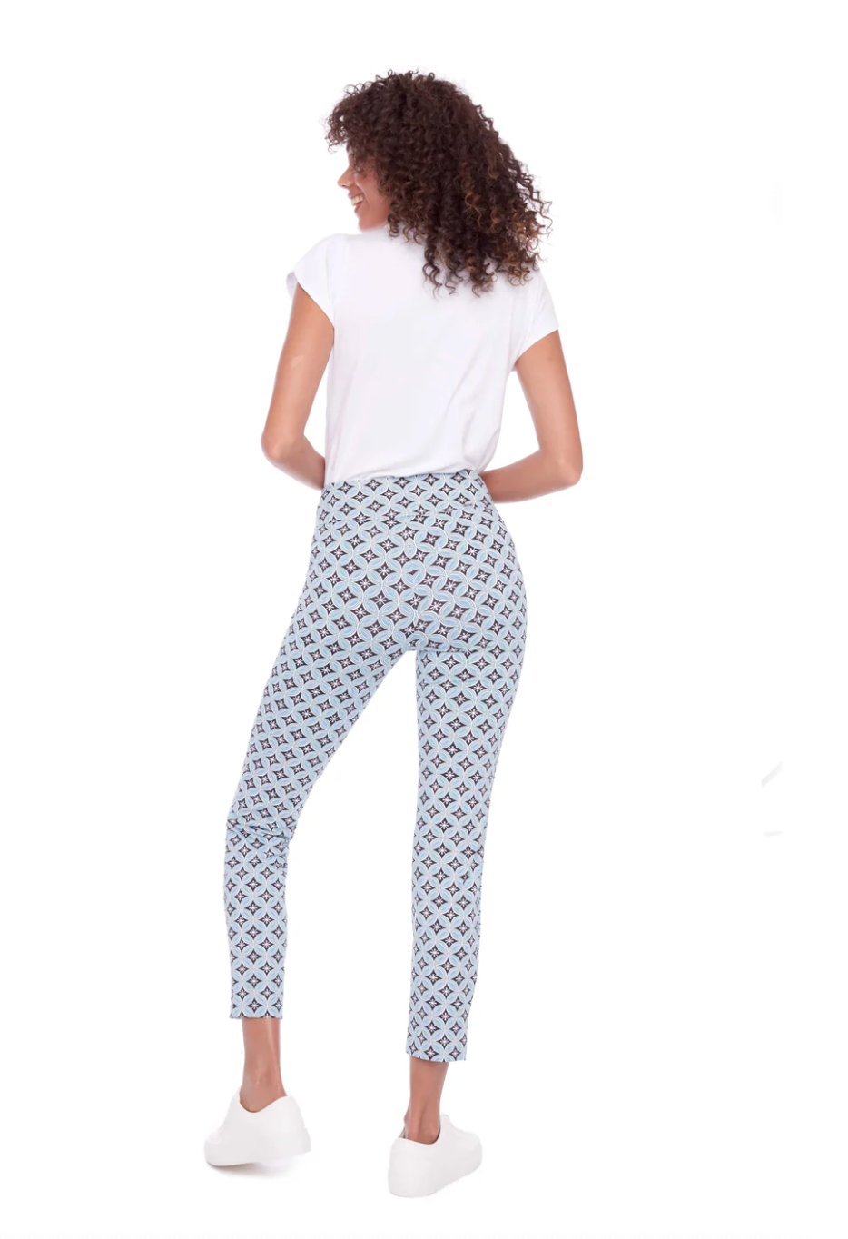 Pull On Front Slit