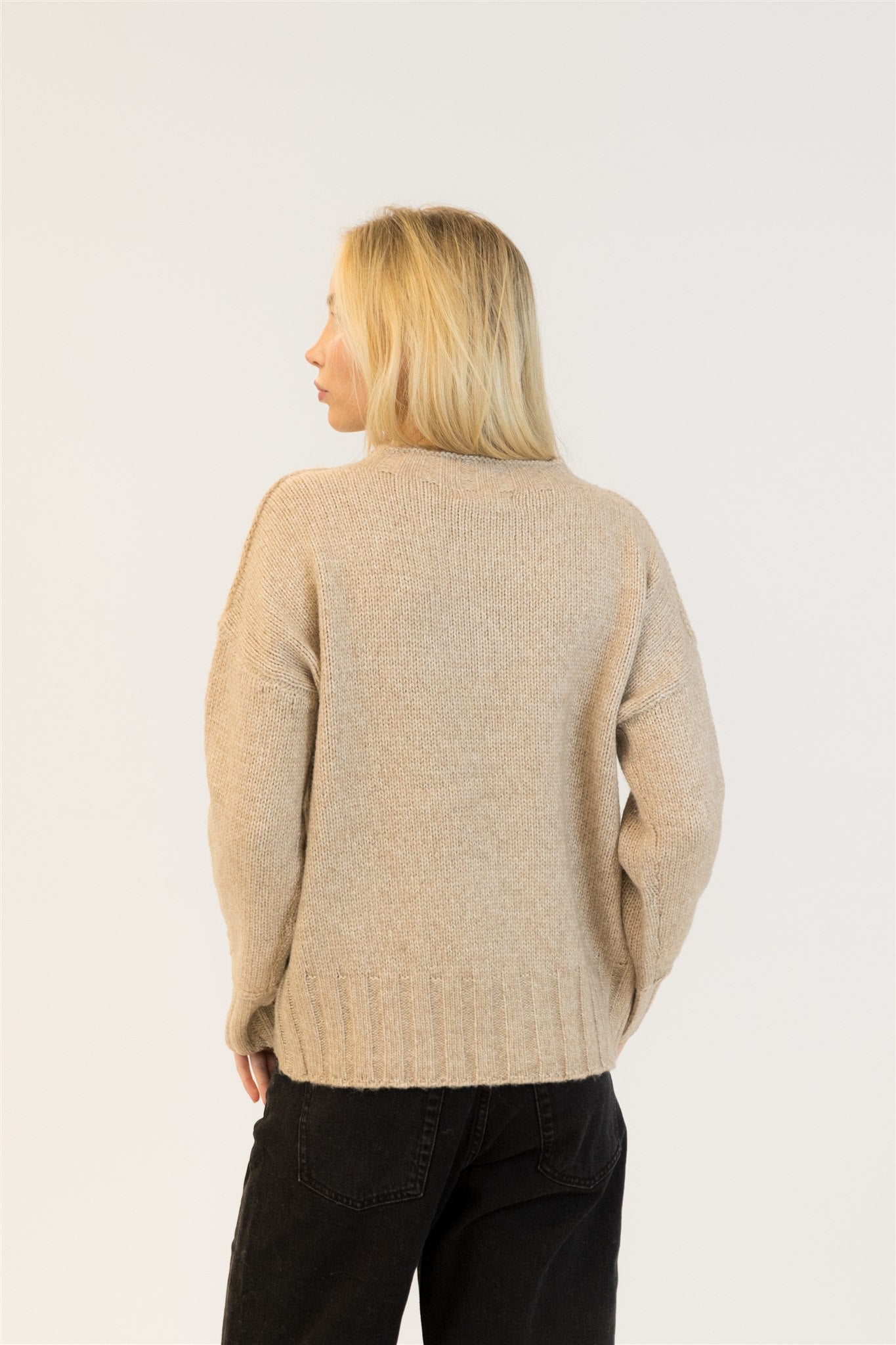 Tanya Pullover