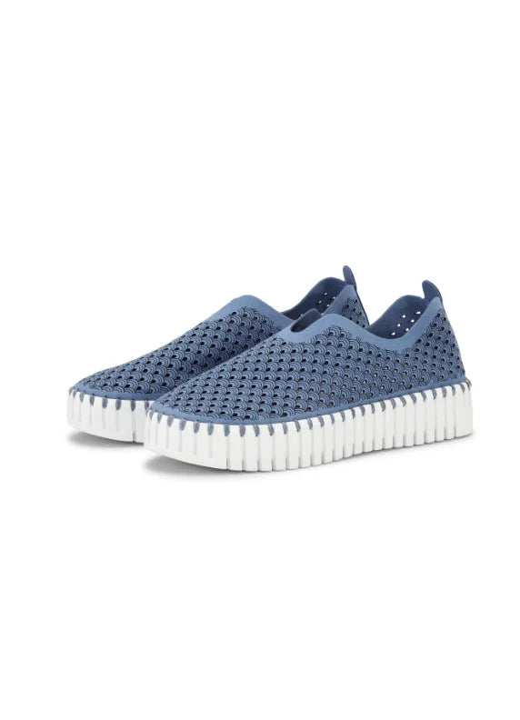 Platform Tulip Shoe