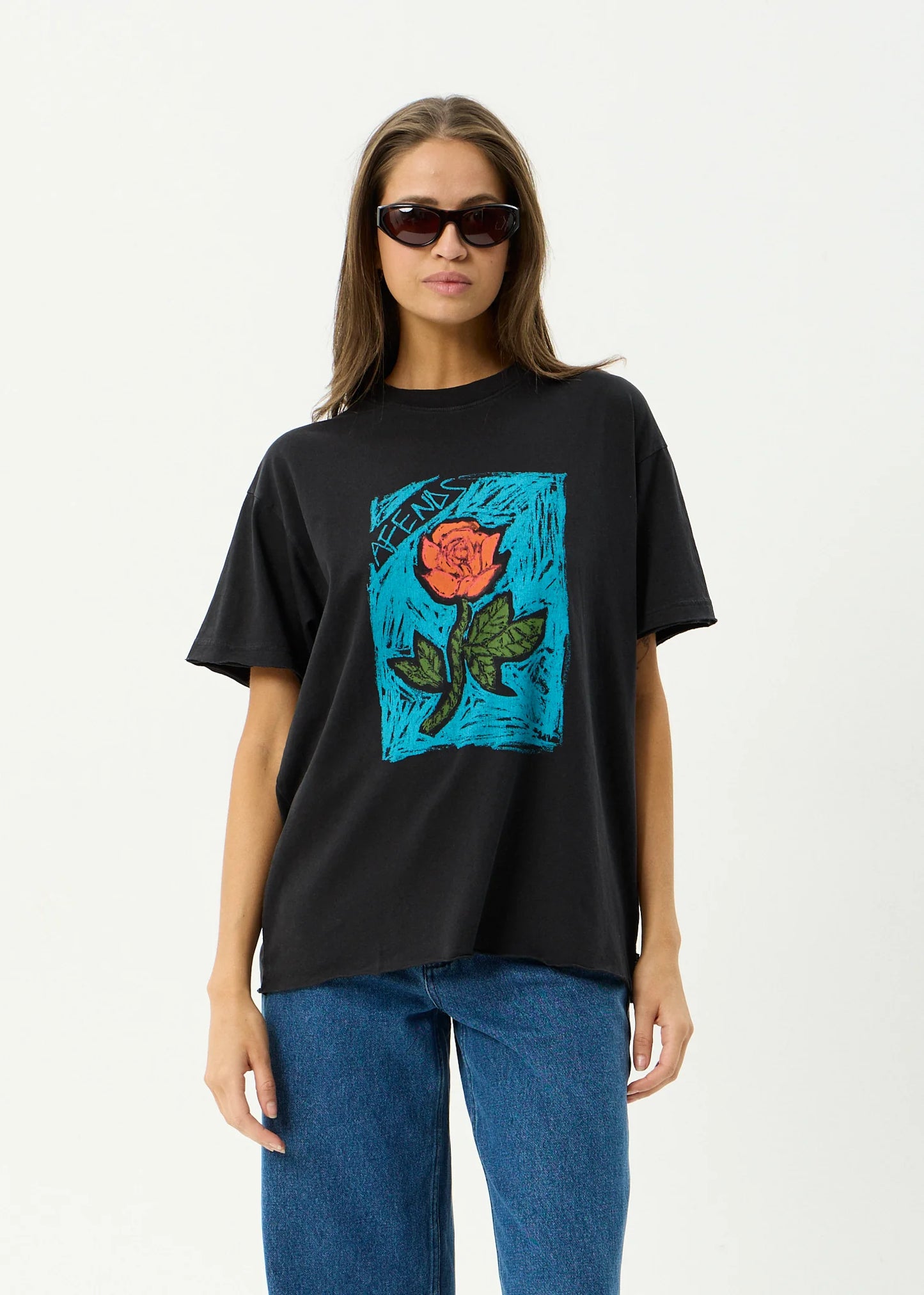 Single n'Thorny Tee