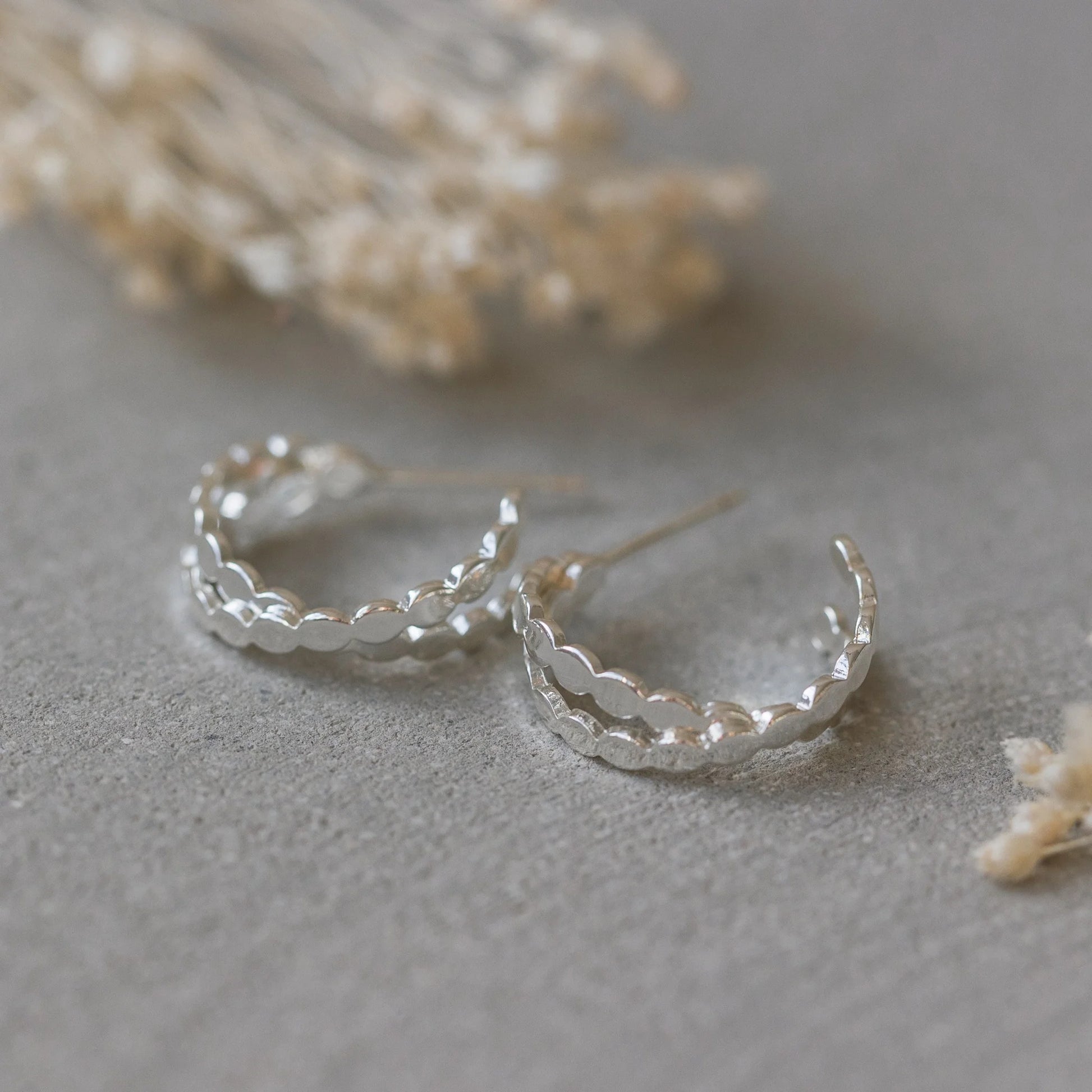 bella-curio-hoops