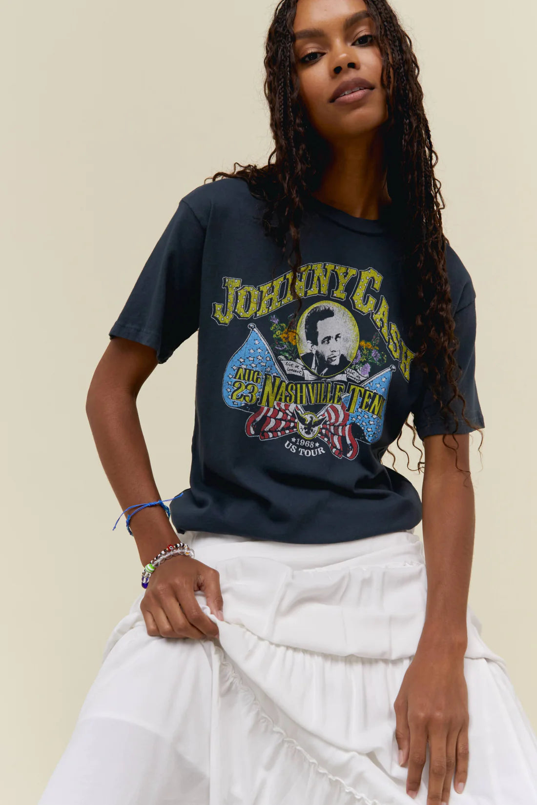 johnny-cash-nashville-1968-weekend-tee
