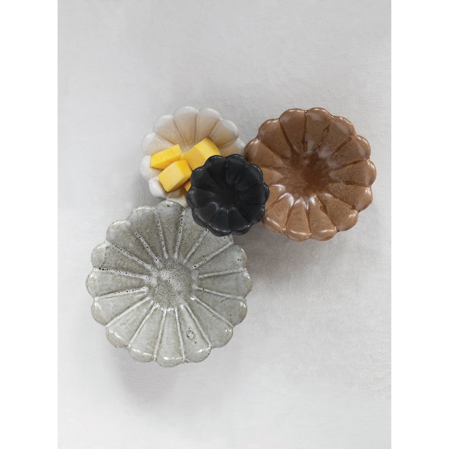 Flower Shaped Bowl - 4"