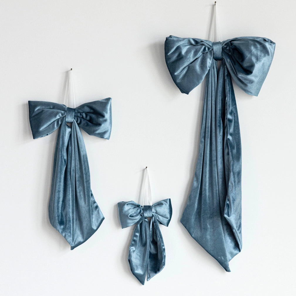 Velvet Bow