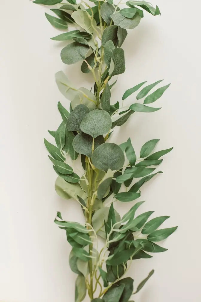 eucalyptus-green-willow-garland-6