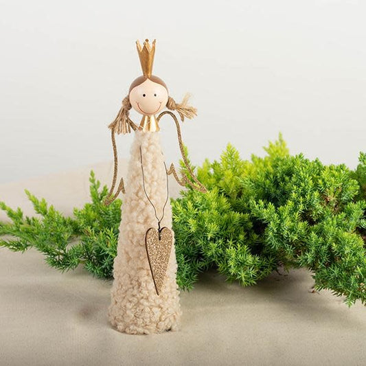 wool-angel-w-heart-105