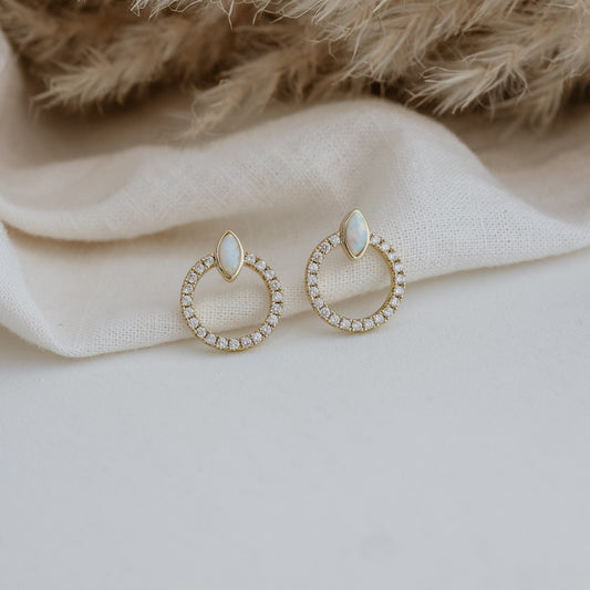 blanche-studs