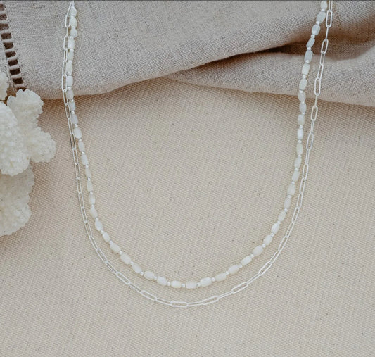 mary-necklace