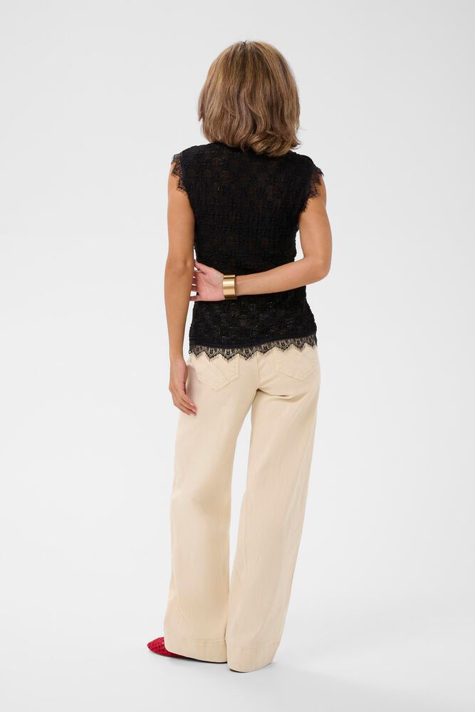 Makki Lace Blouse