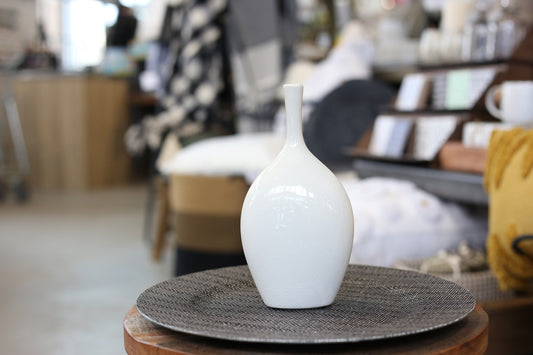 lilo-white-crackle-vase