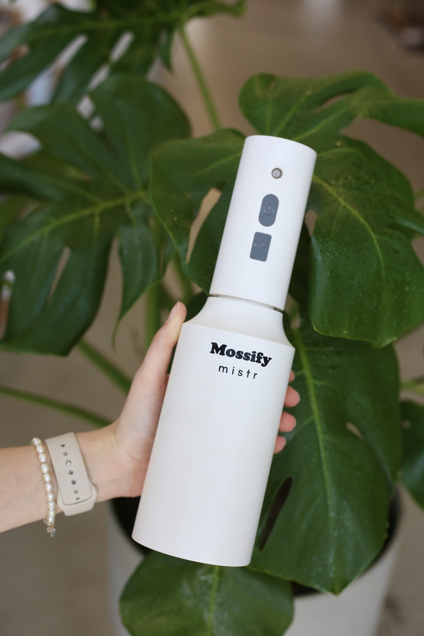 rechargeable-water-mister