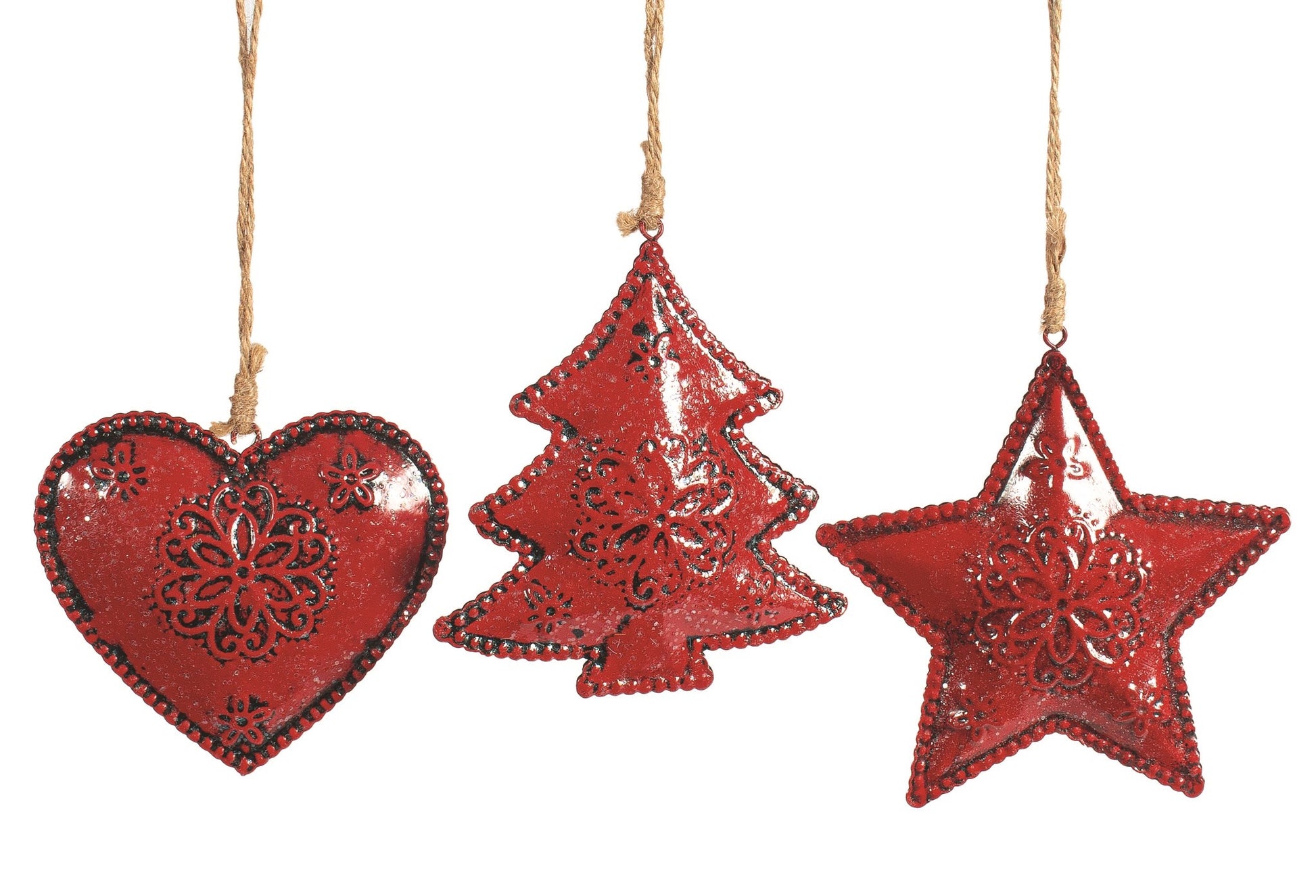 red-metal-tree-ornament