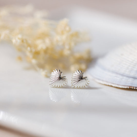 seashell-hearts-studs