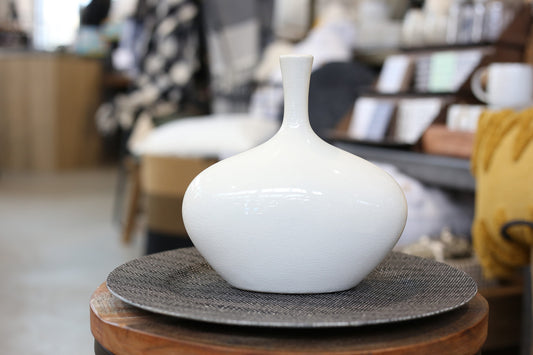 lilo-white-crackle-wide-vase