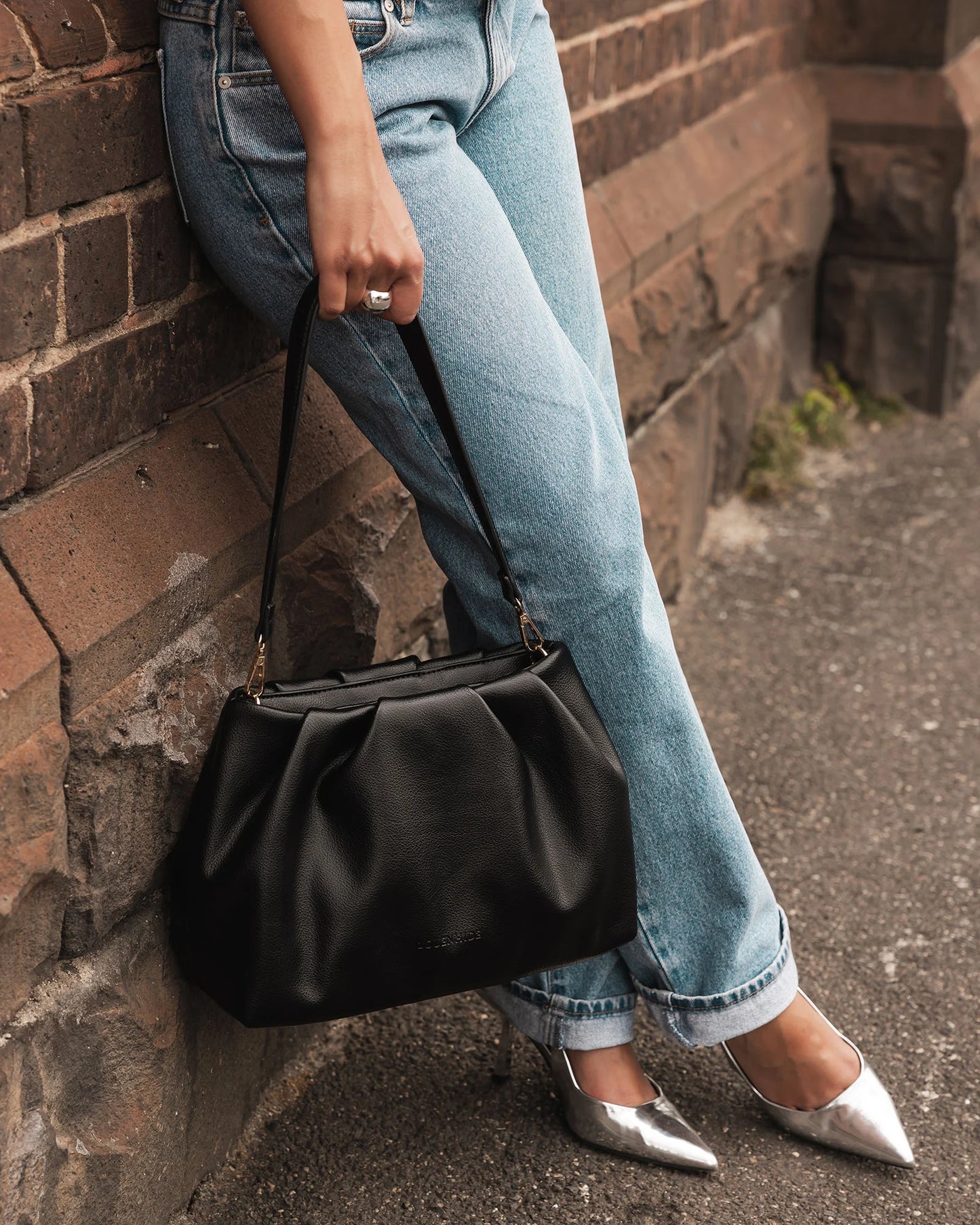 Naomi Shoulder Bag