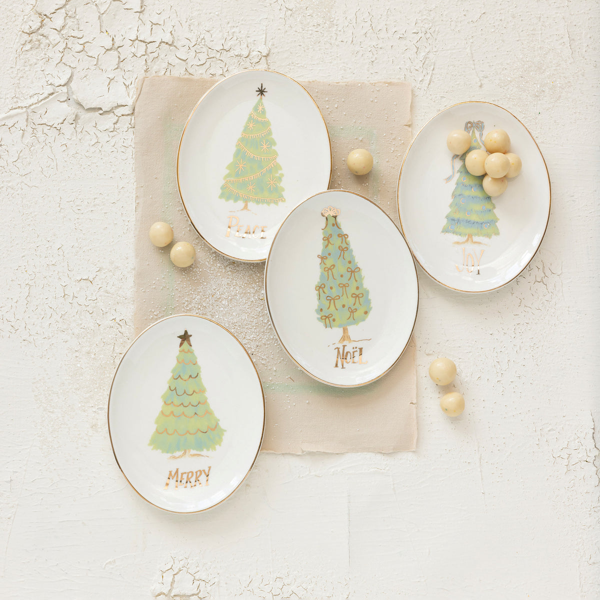 Oval Holiday Dish